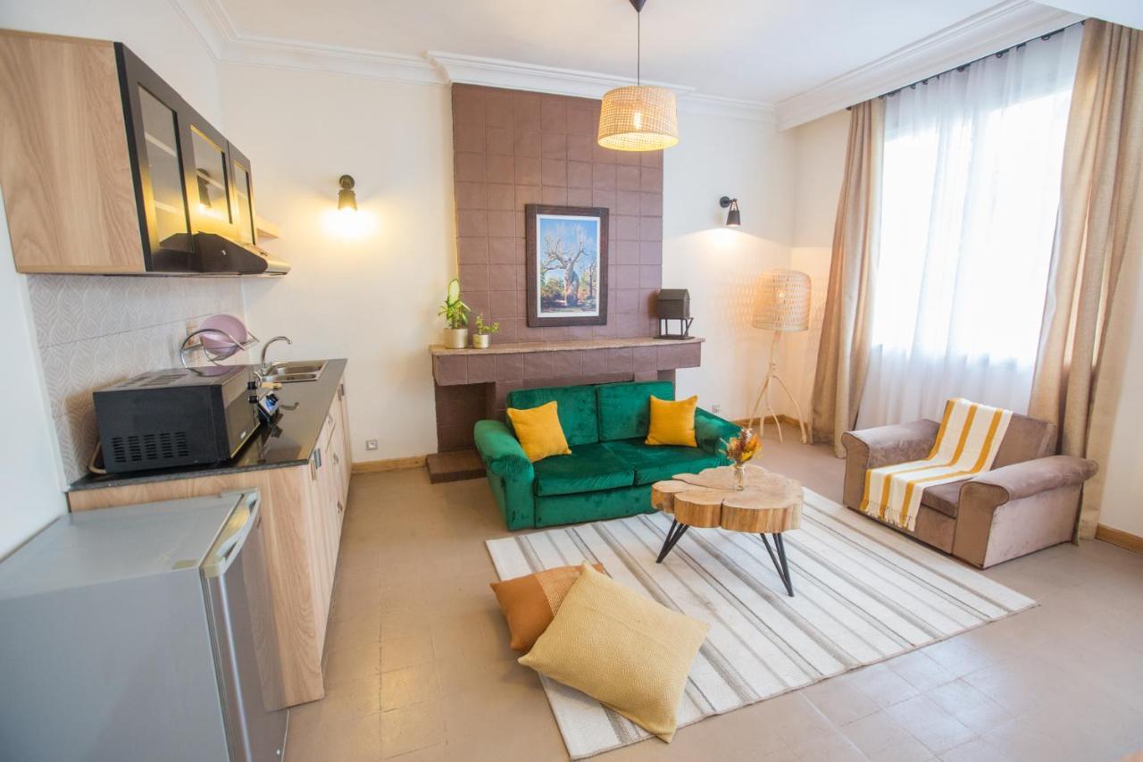 Hasambarana Apparthotel Антананариву Экстерьер фото